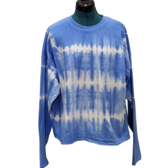 ☆ WILD FABLE Tie Dye SweatShirt
